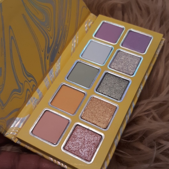 SOLD. DO NOT BUY 🆕️KYLIE JENNER BEFORE THE STORM - Picture 3 of 5